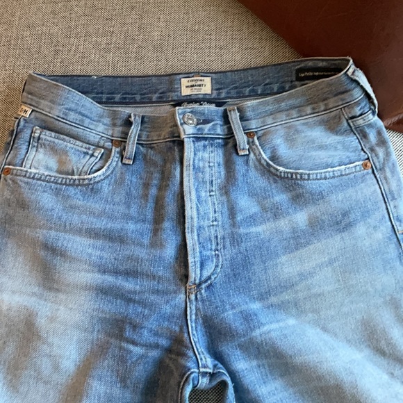 Citizens of Humanity Liya Petite in Torn - Picture 8 of 13